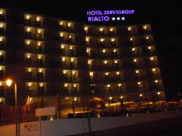 Hotel Servigroup Rialto *** - "Dúo Black & White"